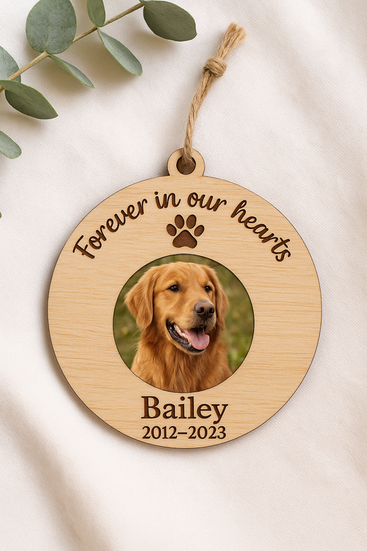 🐾 Custom Pet Memorial Ornament – “Forever in Our Hearts”